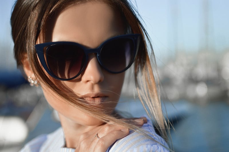 Retro chic accessories